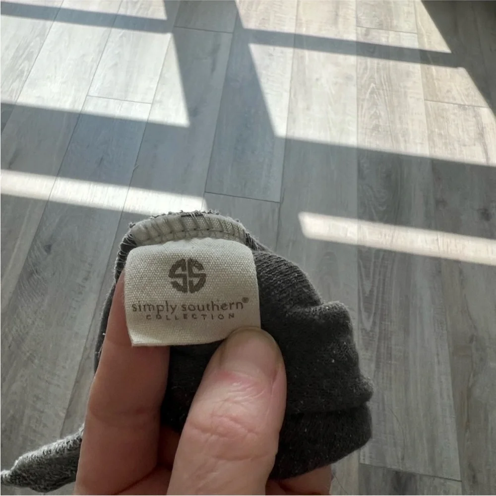 Simply Southern Soft Terry Always Cold Crew Sweatshirt in Gray Size Medium - Picture 6 of 9